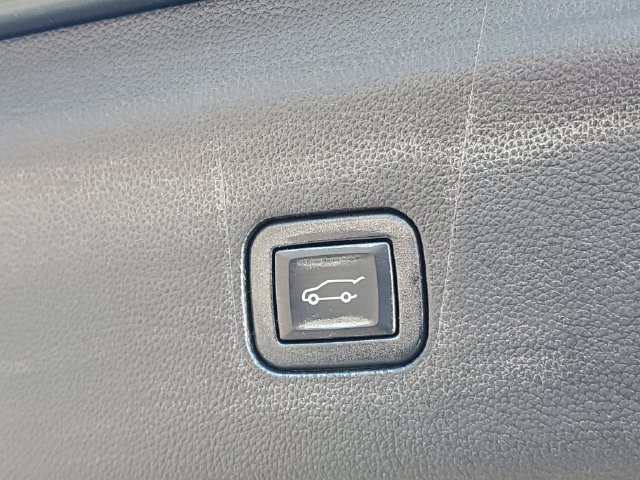 Certified 2023 Buick Enclave Essence w/ LPO, Floor Liner Package AWD/4WD image 9