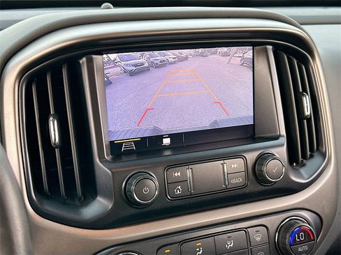 Used 2021 Chevrolet Colorado Z71 w/ Safety Package image 13