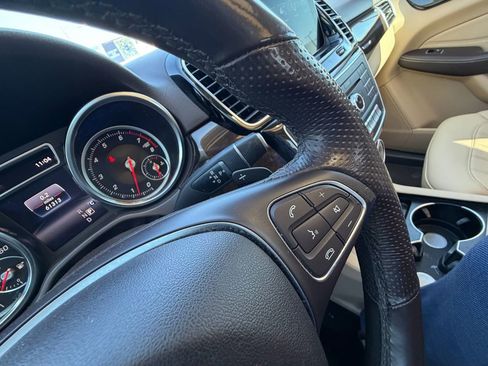 Used 2019 Mercedes-Benz GLE 400 4MATIC w/ Premium 1 Package image 31