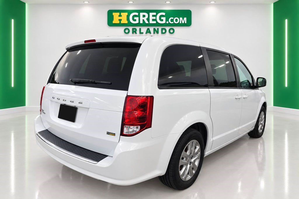 Used 2018 Dodge Grand Caravan SE FWD image 6