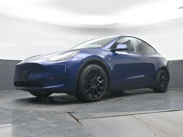 Used 2023 Tesla Model Y Long Range AWD/4WD image 27