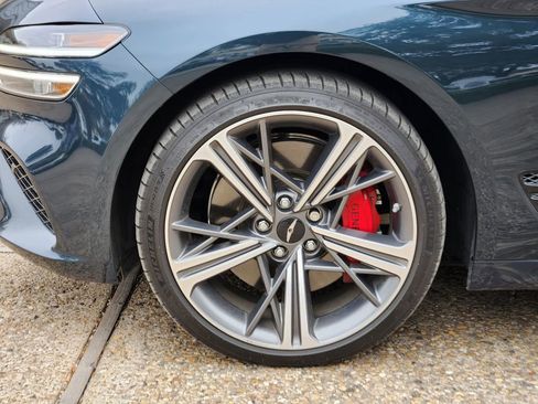 Used 2025 Genesis G70 3.3T Advanced w/ Sport Prestige Package image 9