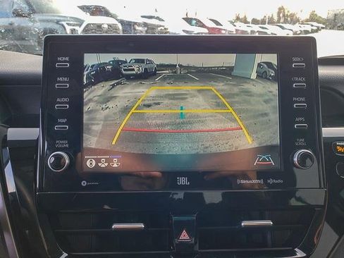Used 2022 Toyota Camry XSE image 17