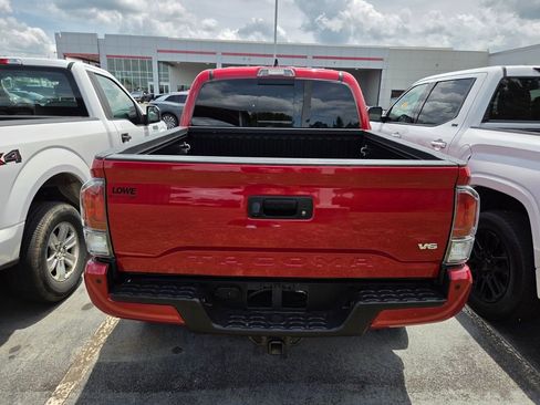 Used 2023 Toyota Tacoma TRD Off-Road w/ Advanced Technology Package AWD/4WD image 8
