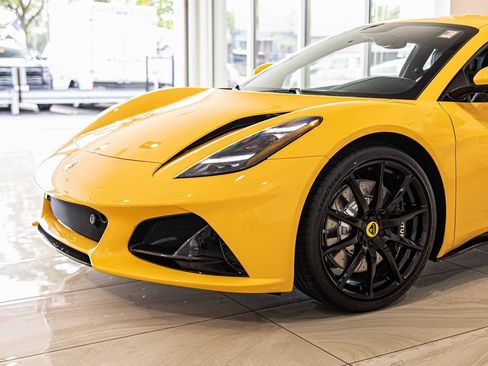 New 2025 Lotus Emira image 4