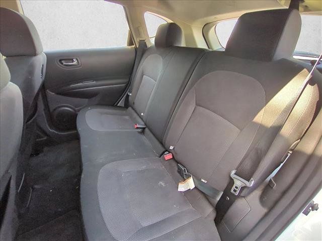 Used 2013 Nissan Rogue S AWD/4WD image 16