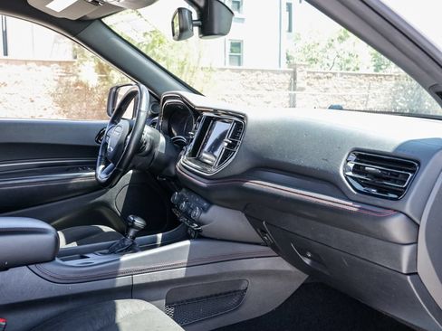 Used 2023 Dodge Durango GT RWD image 19