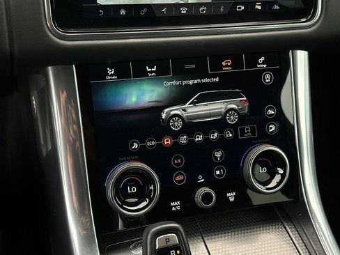 Used 2019 Land Rover Range Rover Sport Supercharged image 21