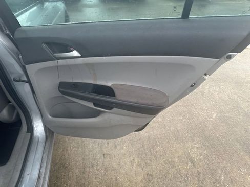 Used 2010 Honda Accord LX image 25