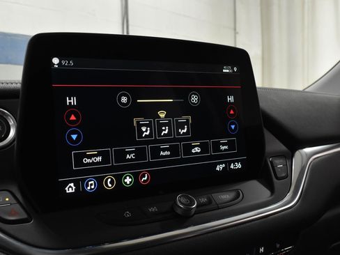 Used 2023 Chevrolet Blazer LT w/ LPO, Floor Liner Package FWD image 17