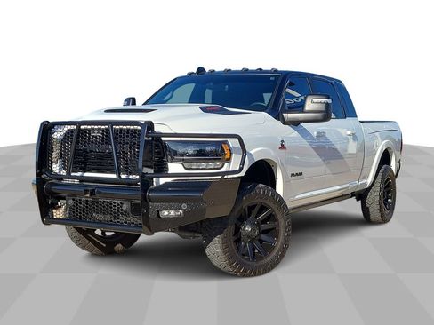 Used 2024 RAM 2500 Limited image 4
