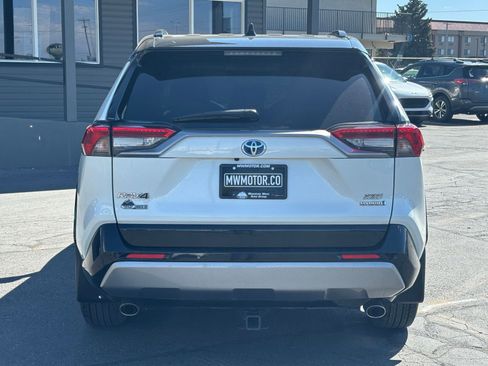 Used 2022 Toyota RAV4 XSE AWD/4WD image 9