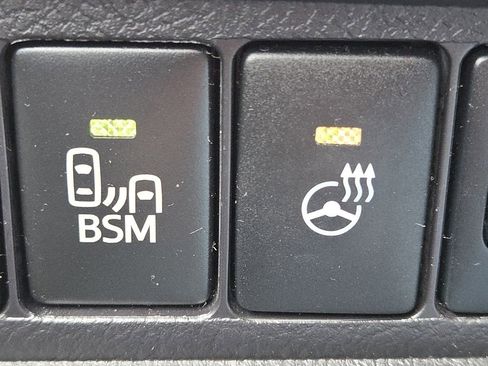 Used 2015 Toyota Sienna Limited Premium image 14