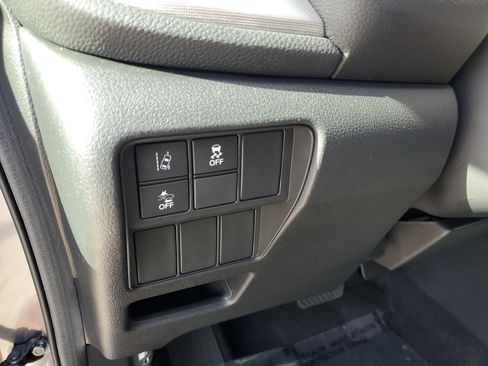 Used 2020 Honda CR-V LX image 29