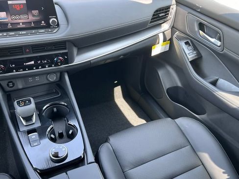 New 2026 Nissan Rogue Dark Armor AWD/4WD image 31