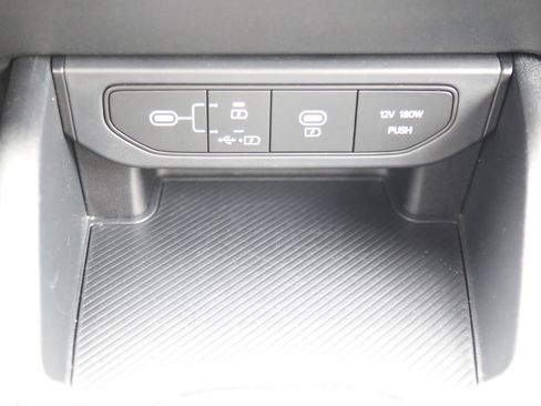 Used 2025 Kia K4 FWD image 13
