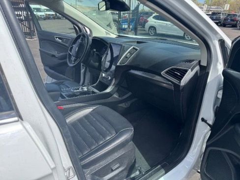 Used 2022 Ford Edge SEL AWD/4WD image 17