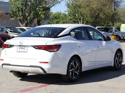 New 2025 Nissan Sentra SV image 5