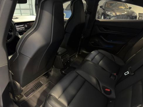 Used 2022 Porsche Taycan 4S AWD/4WD image 18