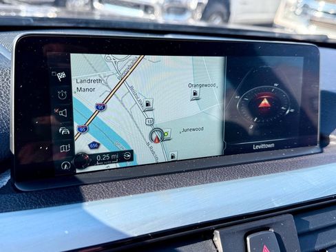 Used 2017 BMW 330i xDrive Sedan image 26