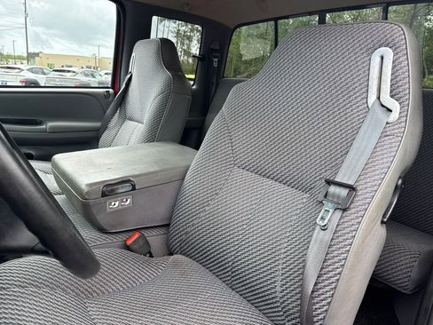 Used 1998 Dodge Ram 1500 Truck ST image 9