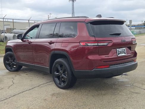 Certified 2023 Jeep Grand Cherokee L Laredo image 16
