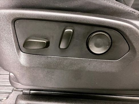 Certified 2024 GMC Sierra 1500 Elevation w/ LPO, Elevation Black Package image 33