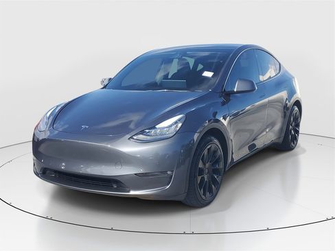 Used 2021 Tesla Model Y Long Range image 5