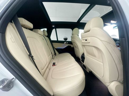 Used 2022 BMW X5 sDrive40i RWD image 27