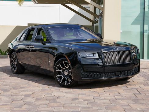 Certified 2023 Rolls-Royce Ghost Black Badge w/ Black Badge Ghost Package image 5