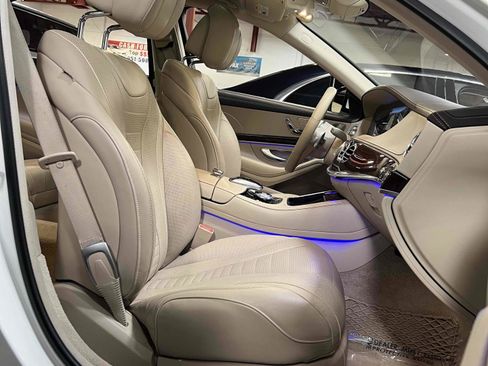 Used 2019 Mercedes-Benz S 560 Sedan image 31