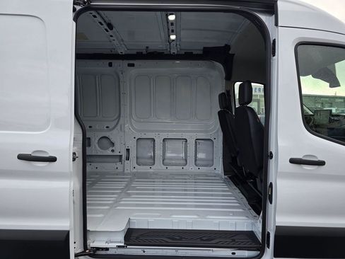 New 2026 Ford Transit 250 148 Medium Roof RWD image 12
