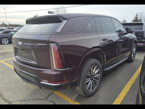 Used 2026 Cadillac Escalade IQ Sport 1 w/ LPO, Floor Liner Package AWD/4WD image 8