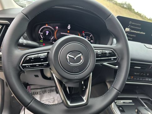 Used 2025 MAZDA CX-90 Plug-In Hybrid w/ Preferred AWD/4WD image 12