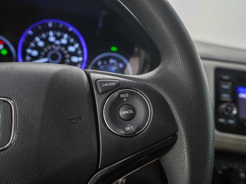 Used 2020 Honda HR-V LX image 24