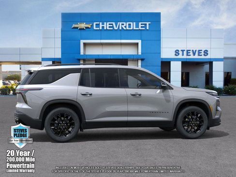 New 2026 Chevrolet Traverse LT image 5
