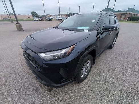Used 2023 Toyota RAV4 XLE AWD/4WD image 12