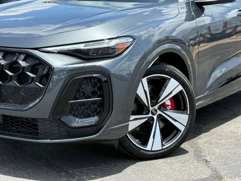 New 2026 Audi SQ5 Prestige AWD/4WD image 2