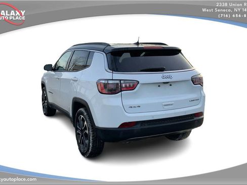 Used 2024 Jeep Compass Limited image 7