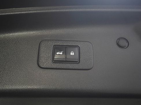 Used 2023 Nissan Armada Platinum w/ Captain's Chairs Package AWD/4WD image 12