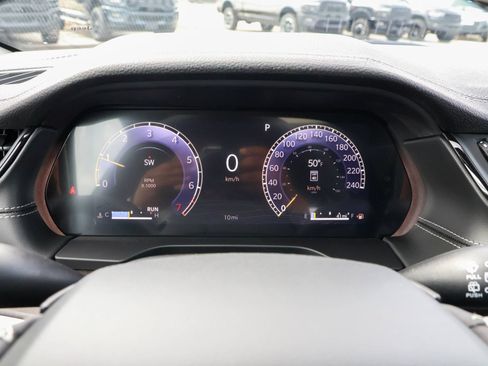 New 2026 Jeep Grand Cherokee Altitude AWD/4WD image 31