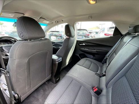 Used 2023 Chevrolet Bolt LT image 16