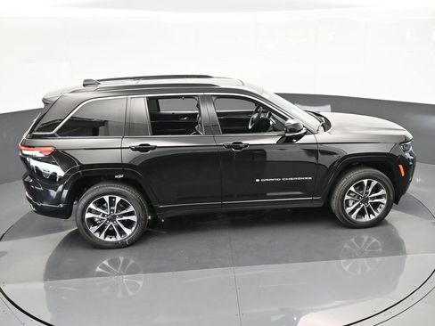 Used 2024 Jeep Grand Cherokee Overland w/ Luxury Tech Group IV image 45
