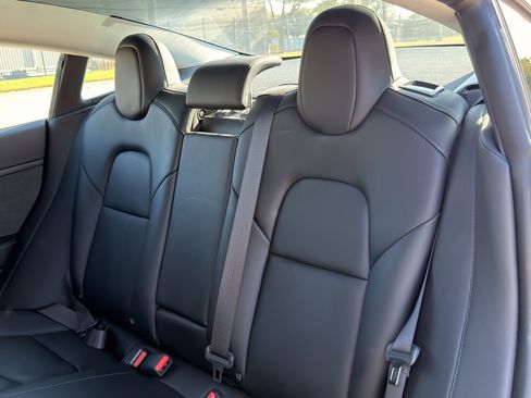 Used 2023 Tesla Model 3 Standard Range RWD image 18