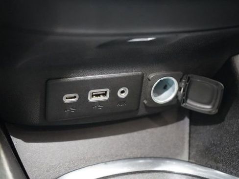 Used 2024 Chevrolet Malibu LT image 30