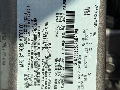 Used 2018 Lincoln MKZ Reserve w/ Climate Package FWD image 17