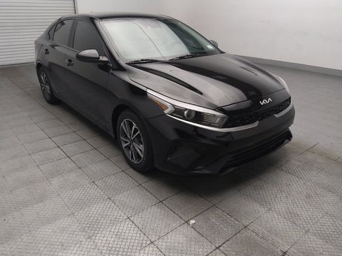 Used 2023 Kia Forte LXS FWD image 13