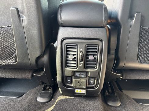 Used 2022 Dodge Durango GT image 26