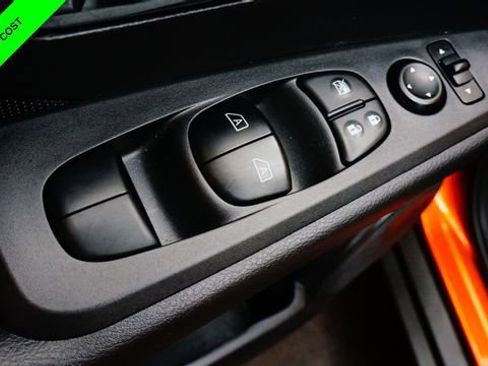 Certified 2024 Nissan Kicks SV image 29