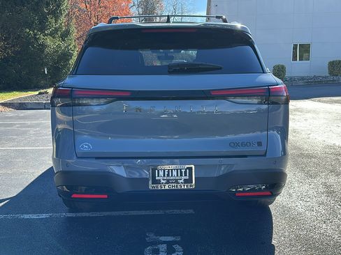 New 2026 INFINITI QX60 Sport w/ Dark Cargo Package image 4